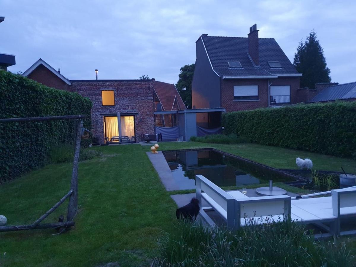 Gezellige Moderne Woning Met Zwemvijver Халле Экстерьер фото